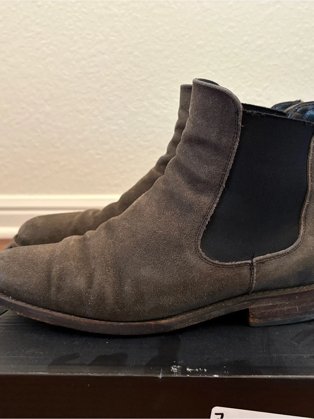Men's Black Suede Chelsea Boots